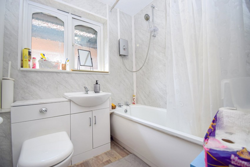 Images for Near Burnham, Berkshire EAID:2640919782 BID:BUR