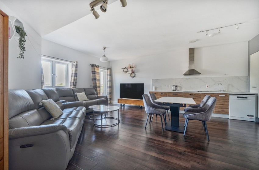 Images for Maidenhead, Berkshire EAID:2640919782 BID:BUR