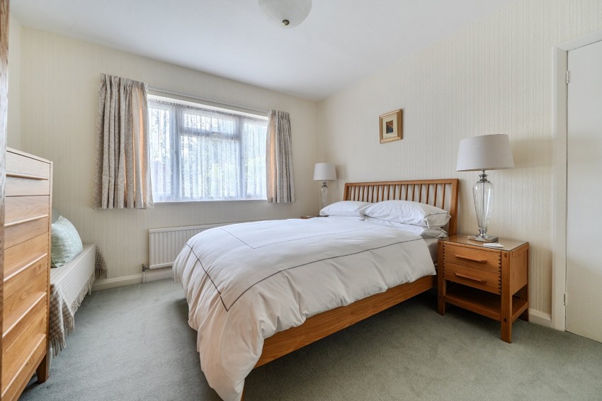 Images for Near Burnham, Berkshire EAID:2640919782 BID:BUR