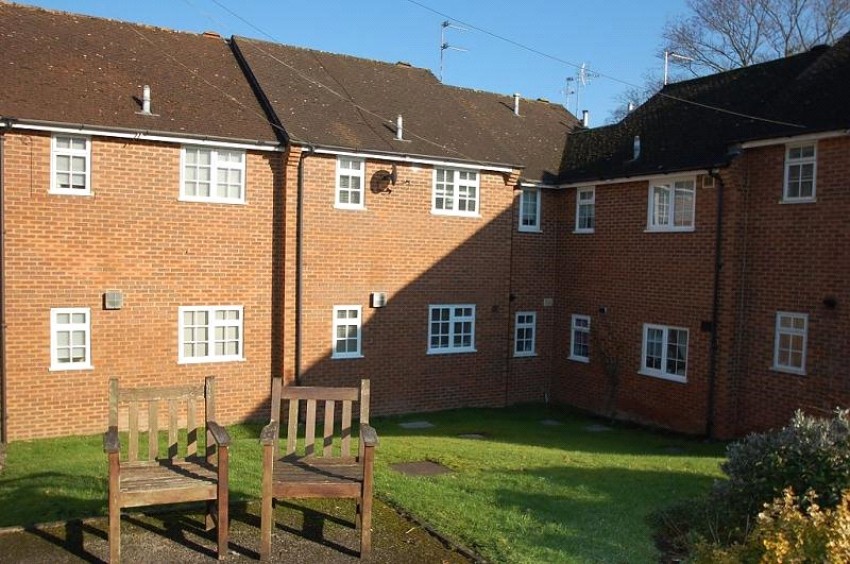 Images for Chalfont St. Giles EAID:2640919782 BID:CGL