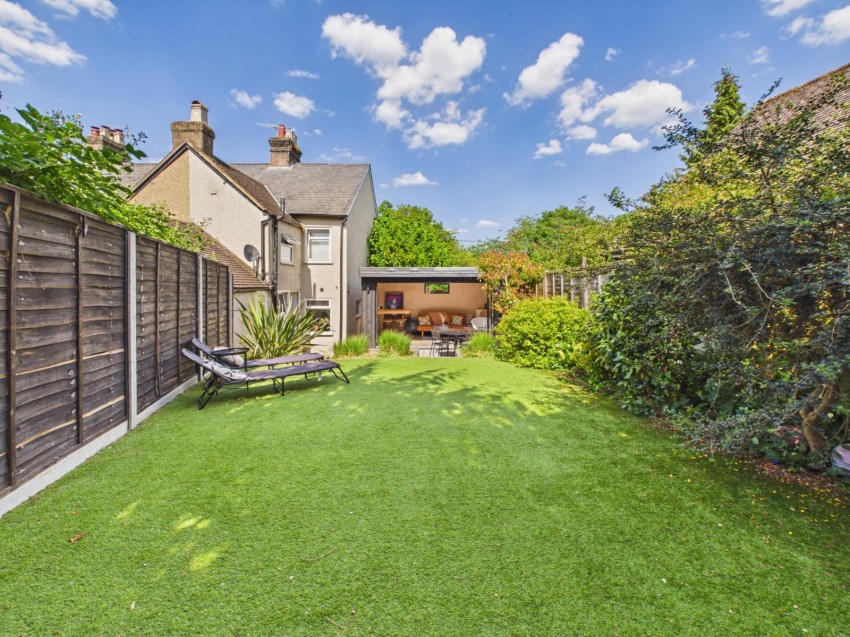 Images for Chesham EAID:2640919782 BID:CHE