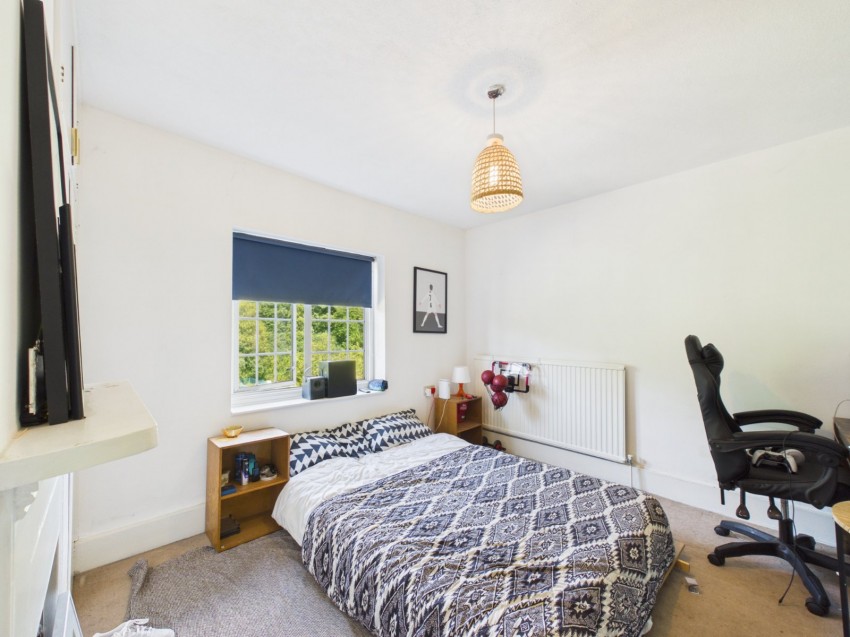 Images for Chesham EAID:2640919782 BID:CHE