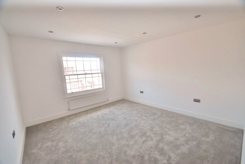 Images for Chesham, Bucks EAID:2640919782 BID:CHL