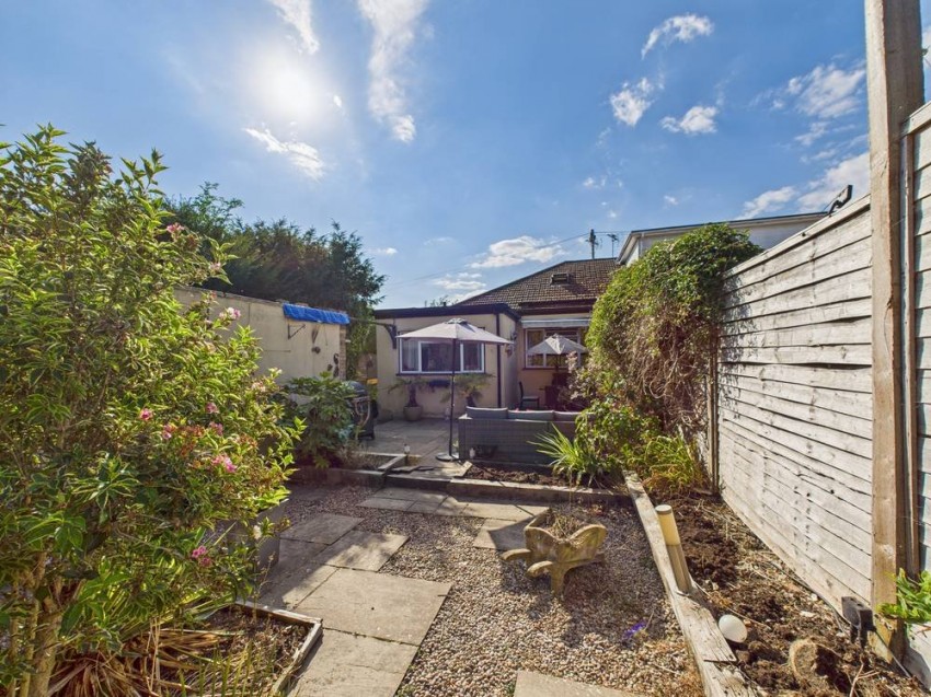 Images for Chesham EAID:2640919782 BID:CHE