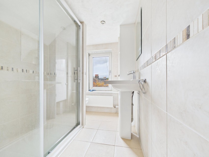 Images for Chesham EAID:2640919782 BID:CHE