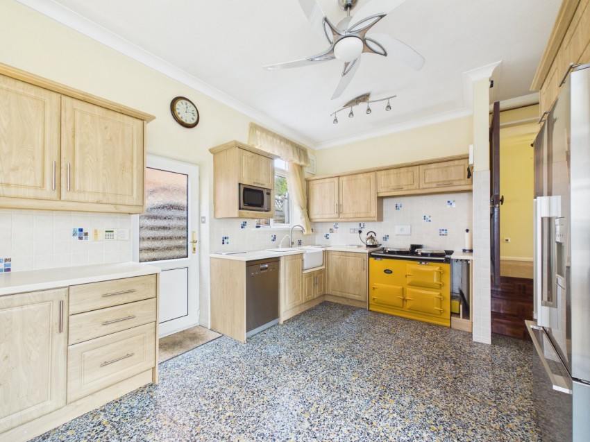 Images for Chesham EAID:2640919782 BID:CHE