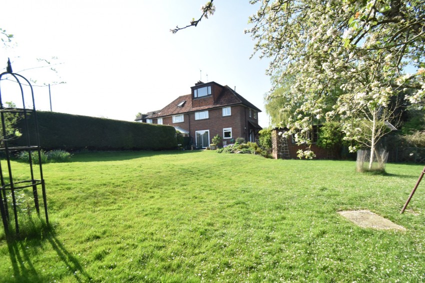 Images for Pednor, Chesham, Buckinghamshire EAID:2640919782 BID:CHE