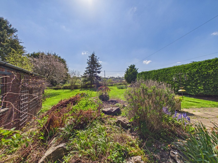 Images for Pednor, Chesham, Buckinghamshire EAID:2640919782 BID:CHE