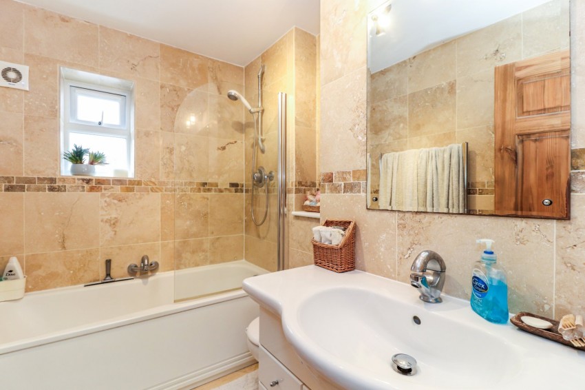 Images for Chesham, Buckinghamshire EAID:2640919782 BID:CHE