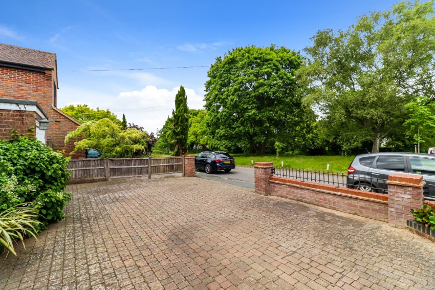 Images for Chesham, Buckinghamshire EAID:2640919782 BID:CHE