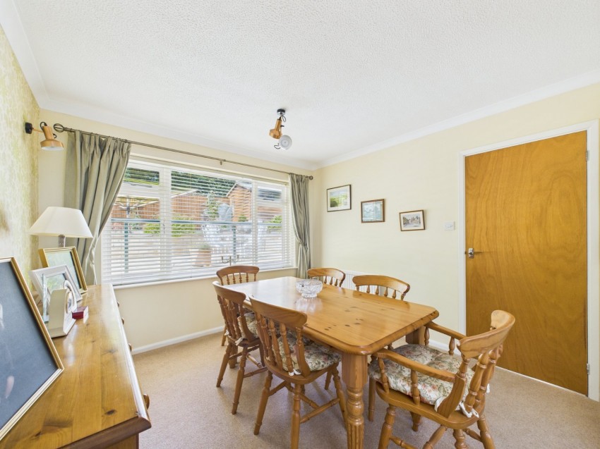 Images for Chesham EAID:2640919782 BID:CHE