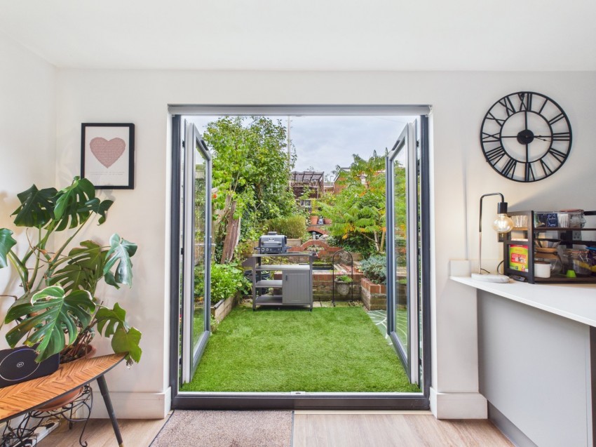 Images for Chesham EAID:2640919782 BID:CHE