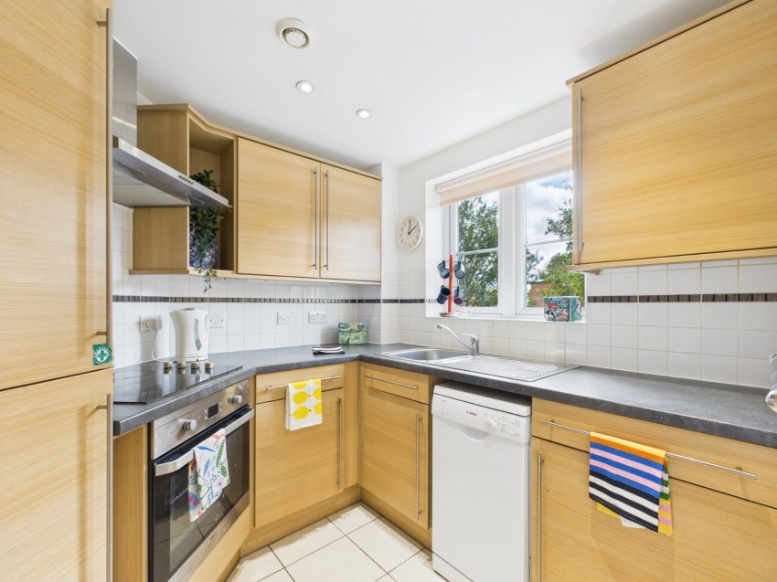 Images for Chesham EAID:2640919782 BID:CHE