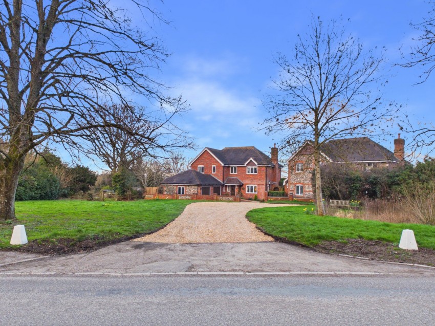 Images for Ashley Green, Chesham, Buckinghamshire EAID:2640919782 BID:CHE