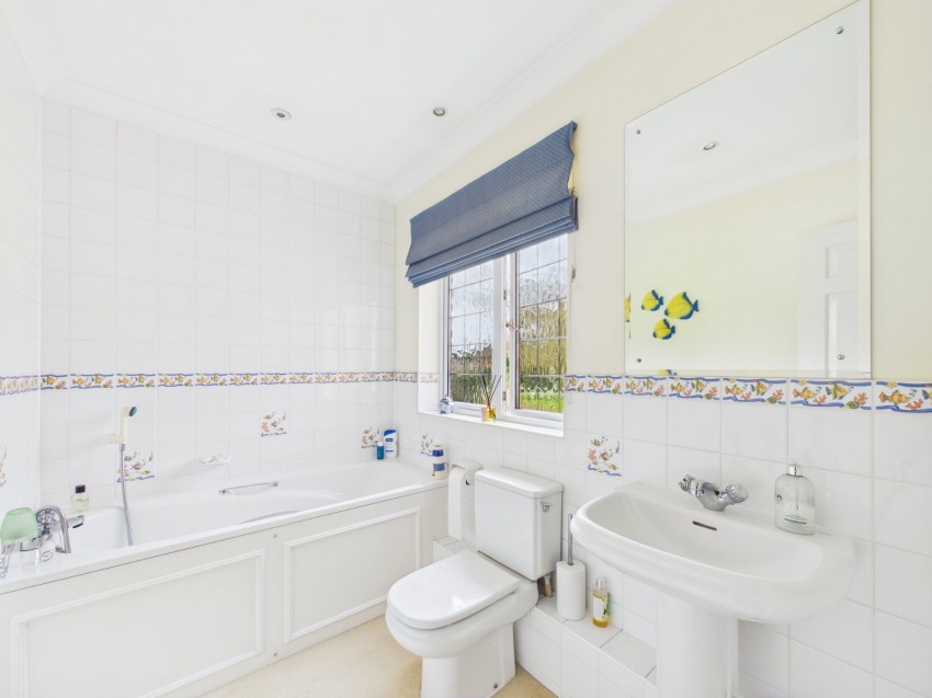Images for Ashley Green, Chesham, Buckinghamshire EAID:2640919782 BID:CHE
