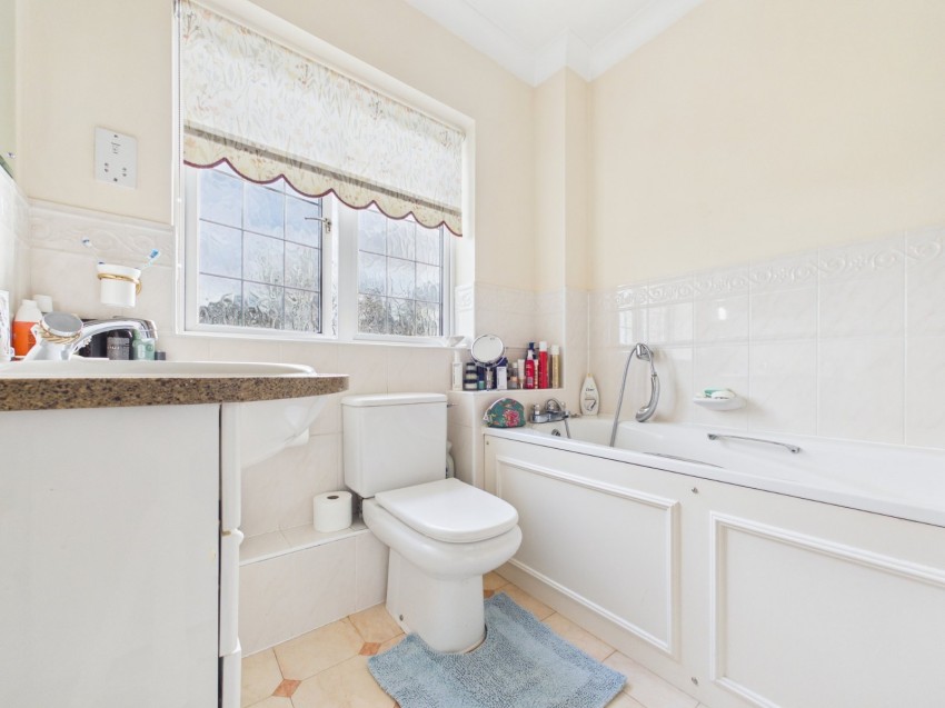 Images for Ashley Green, Chesham, Buckinghamshire EAID:2640919782 BID:CHE