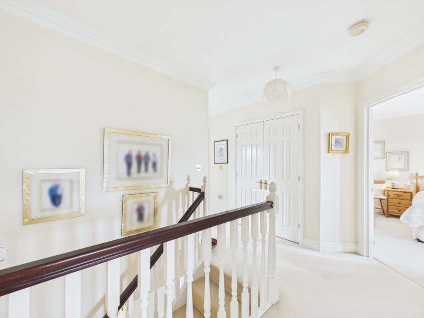 Images for Ashley Green, Chesham, Buckinghamshire EAID:2640919782 BID:CHE