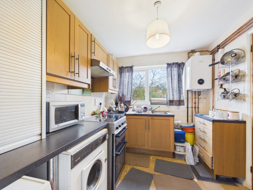 Images for Bovingdon, Hemel Hempstead, Hertfordshire EAID:2640919782 BID:CHE