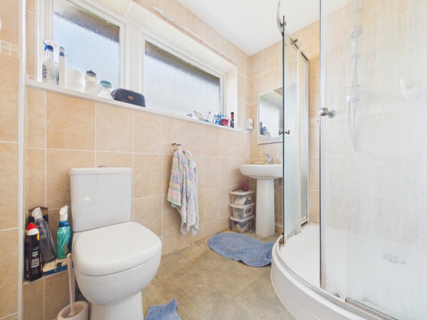 Images for Bovingdon, Hemel Hempstead, Hertfordshire EAID:2640919782 BID:CHE