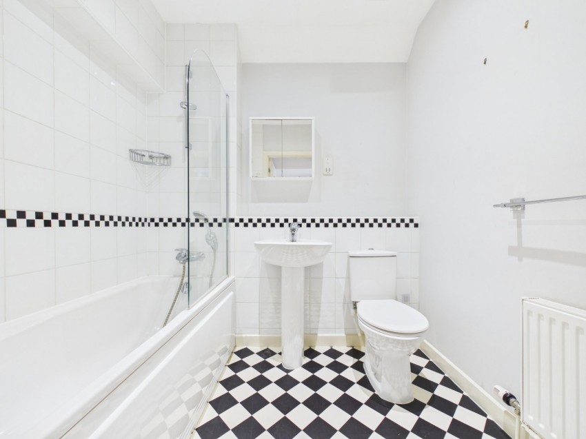 Images for Berkhamsted, Hertfordshire EAID:2640919782 BID:CHE