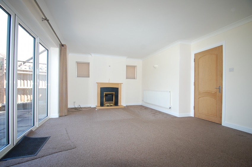 Images for Boundary Road, Chalfont St Peter, Buckinghamshire EAID:2640919782 BID:CPL
