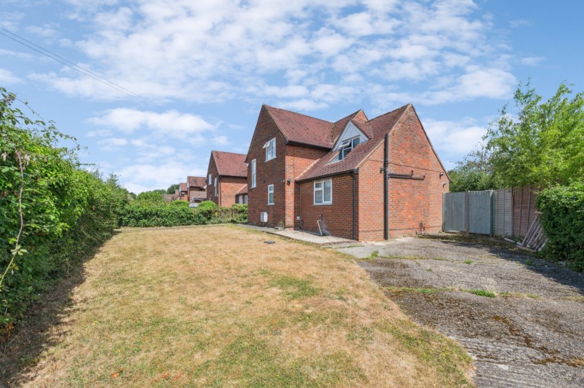 Images for Chalfont St. Peter, Gerrards Cross, Buckinghamshire EAID:2640919782 BID:CPL