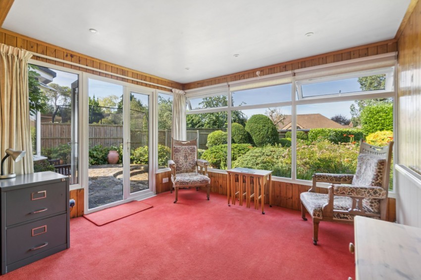 Images for Chalfont St. Peter, Gerrards Cross, Buckinghamshire EAID:2640919782 BID:CPL