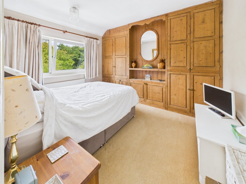 Images for Chalfont St. Giles EAID:2640919782 BID:CSG