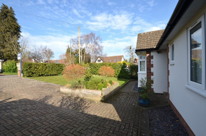 Images for Chalfont St. Giles EAID:2640919782 BID:CSG