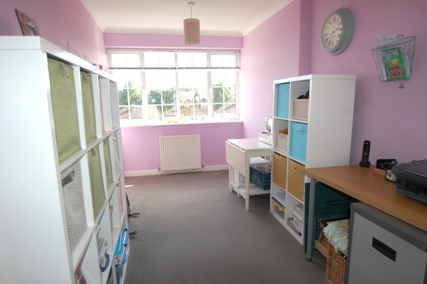 Images for Chalfont St. Giles EAID:2640919782 BID:CSG