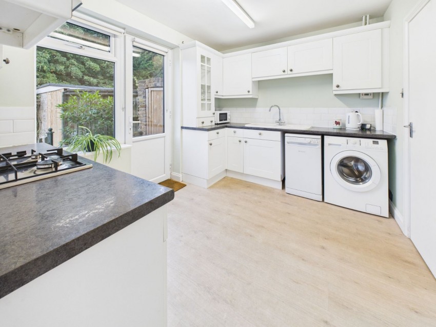 Images for Chalfont St. Giles EAID:2640919782 BID:CSG