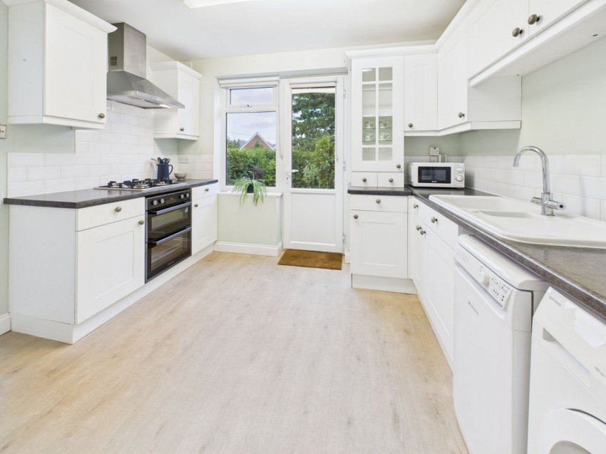 Images for Chalfont St. Giles EAID:2640919782 BID:CSG