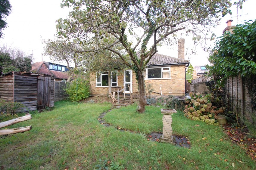 Images for Chalfont St. Giles EAID:2640919782 BID:CSG