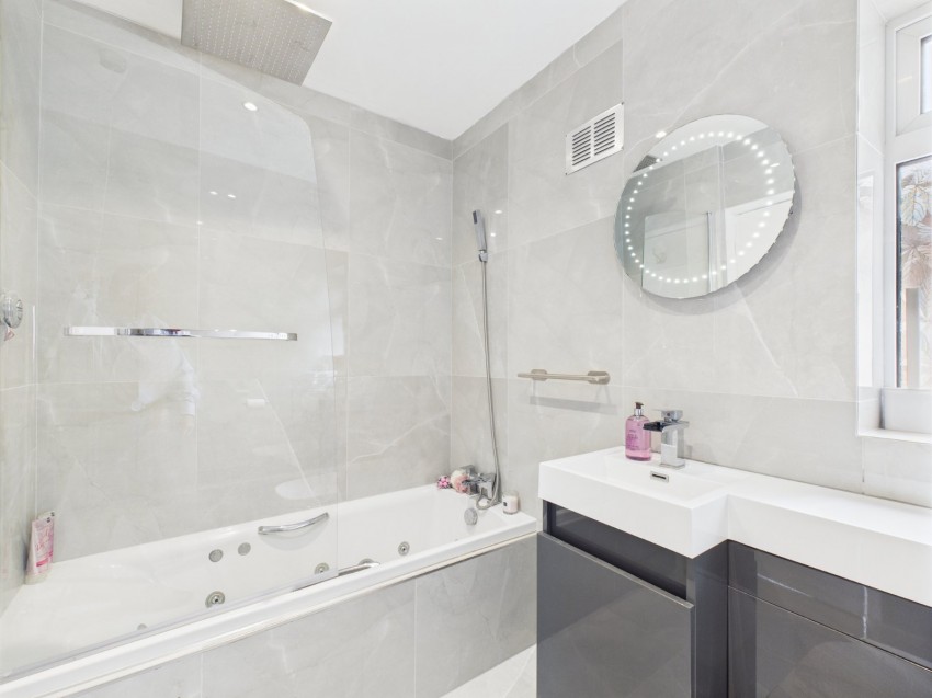 Images for Chalfont St. Giles, Buckinghamshire EAID:2640919782 BID:CSG