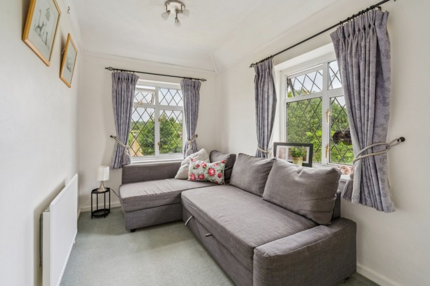 Images for Chalfont St. Giles EAID:2640919782 BID:CSG