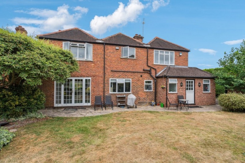 Images for Chalfont St. Giles EAID:2640919782 BID:CSG
