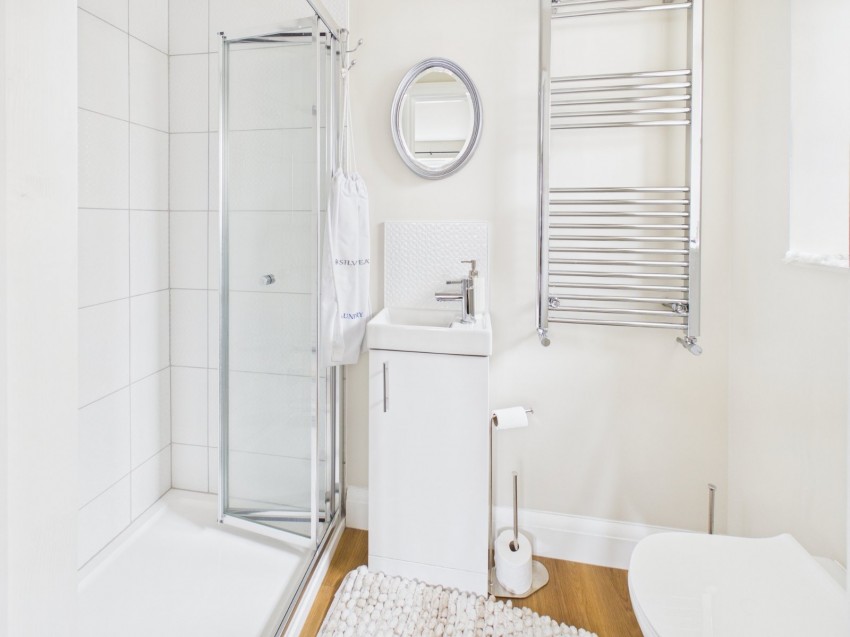 Images for Chalfont St. Giles EAID:2640919782 BID:CSG