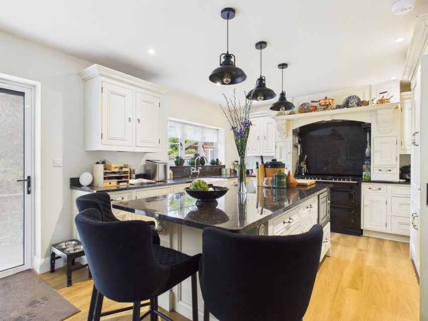 Images for Chalfont St. Giles EAID:2640919782 BID:CSG