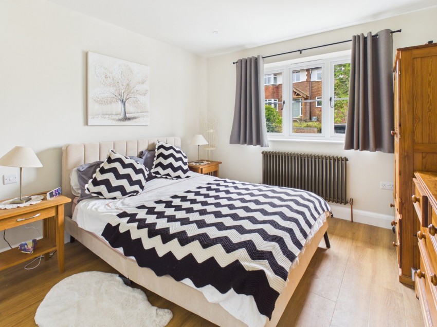 Images for Chalfont St. Giles EAID:2640919782 BID:CSG