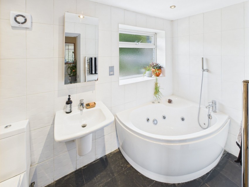 Images for Chalfont St Peter, Buckinghamshire EAID:2640919782 BID:CSP