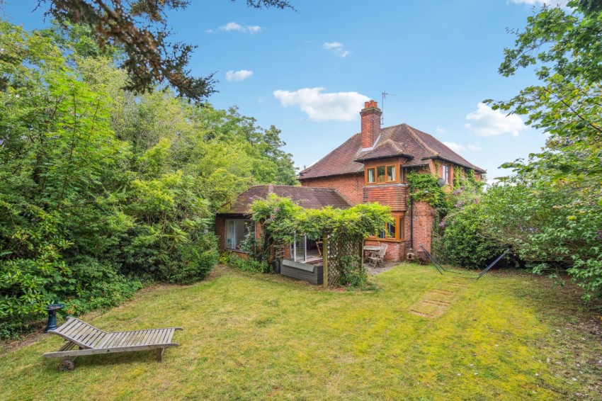 Images for Chalfont St. Peter, Gerrards Cross, Buckinghamshire EAID:2640919782 BID:CSP