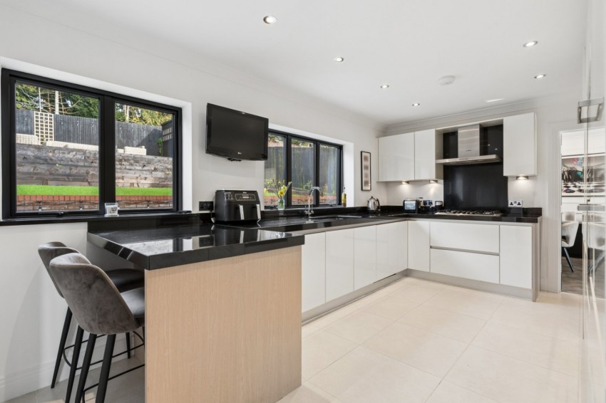 Images for Chalfont St Peter, Buckinghamshire EAID:2640919782 BID:CSP