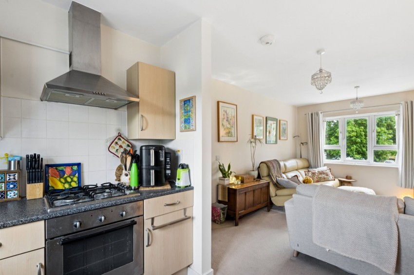 Images for Cordons Close, Chalfont St Peter, Buckinghamshire EAID:2640919782 BID:CSP