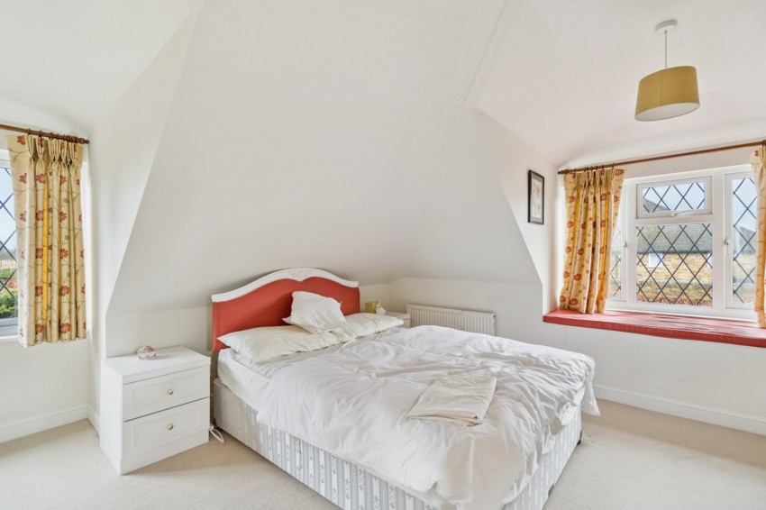 Images for Chalfont St. Peter, Buckinghamshire EAID:2640919782 BID:CSP