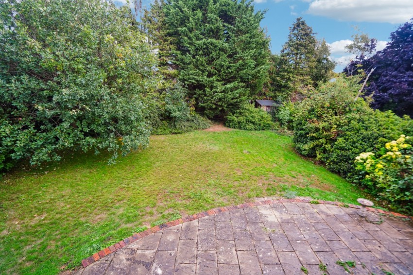 Images for Chalfont St. Peter, Gerrards Cross, Buckinghamshire EAID:2640919782 BID:CSP