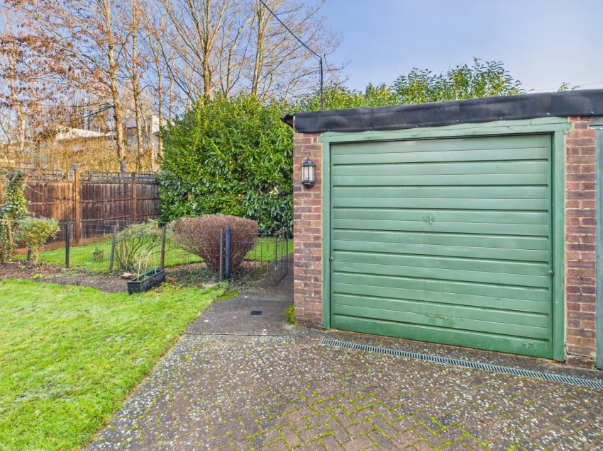 Images for Chalfont St. Peter, Gerrards Cross, Buckinghamshire EAID:2640919782 BID:CSP