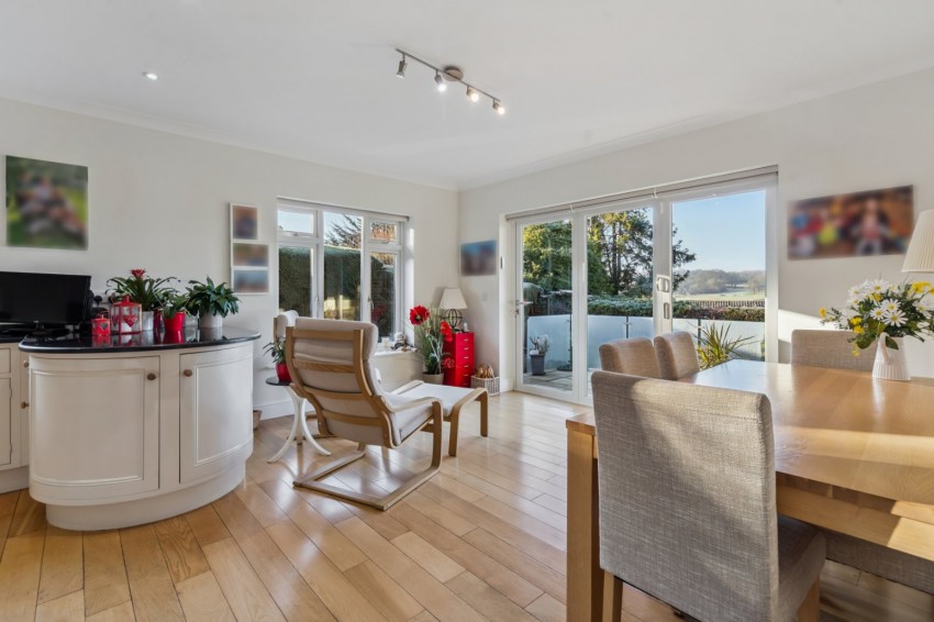 Images for Chalfont St. Peter, Buckinghamshire EAID:2640919782 BID:CSP