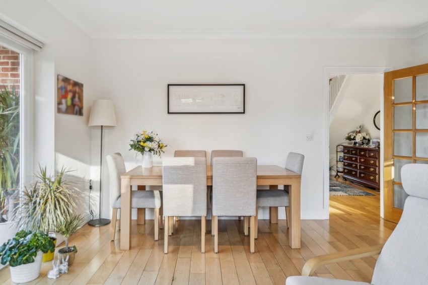 Images for Chalfont St. Peter, Buckinghamshire EAID:2640919782 BID:CSP