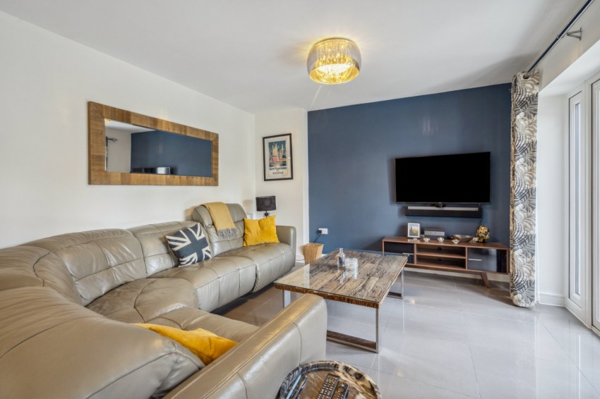 Images for Chalfont St. Peter, Gerrards Cross, Buckinghamshire EAID:2640919782 BID:CSP