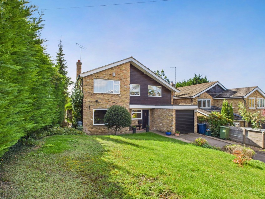 Images for Chalfont St. Peter, Buckinghamshire, Chalfont Saint Peter EAID:2640919782 BID:CSP